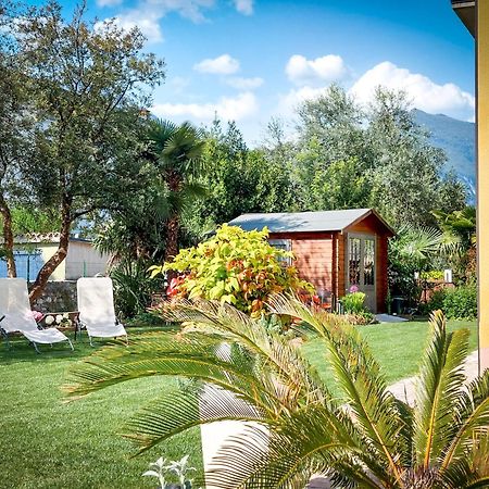 Villa Citrus Riva del Garda Exterior foto